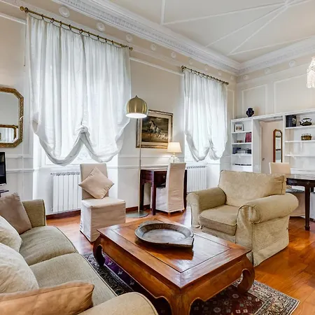Trastevere Liberty House * روما