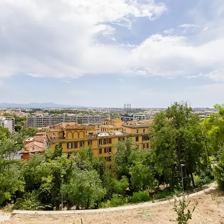 Trastevere Liberty House روما